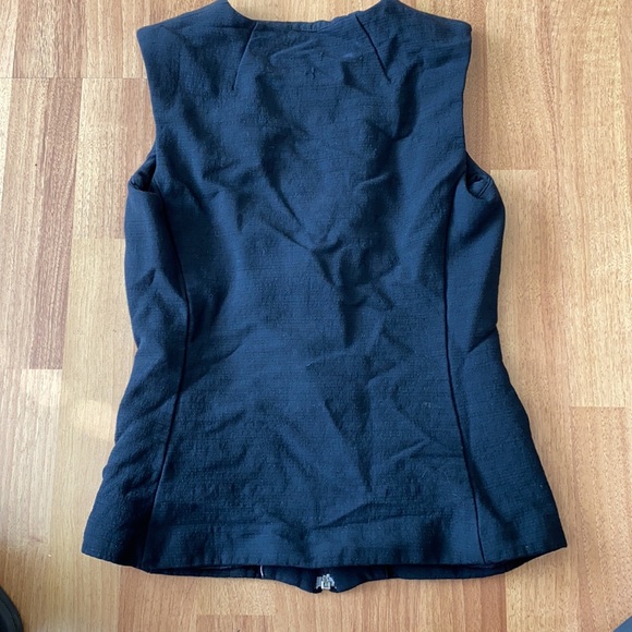 ICEBERG History vintage Looney Tunas Pepe Le Pew zip vest top 38 XXS - Picture 7 of 8